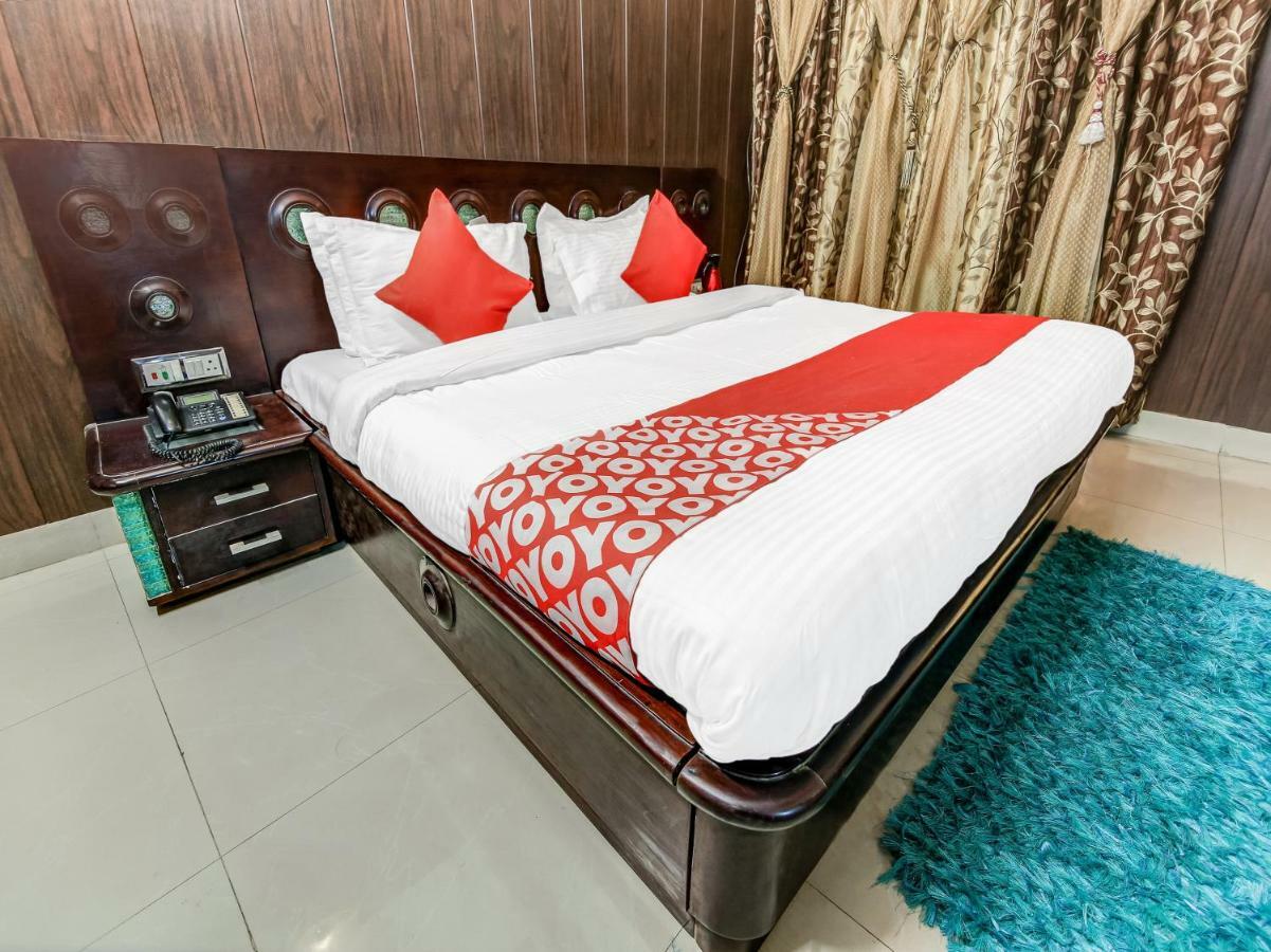 Sirsa Oyo 27999 Hotel Deep מראה חיצוני תמונה
