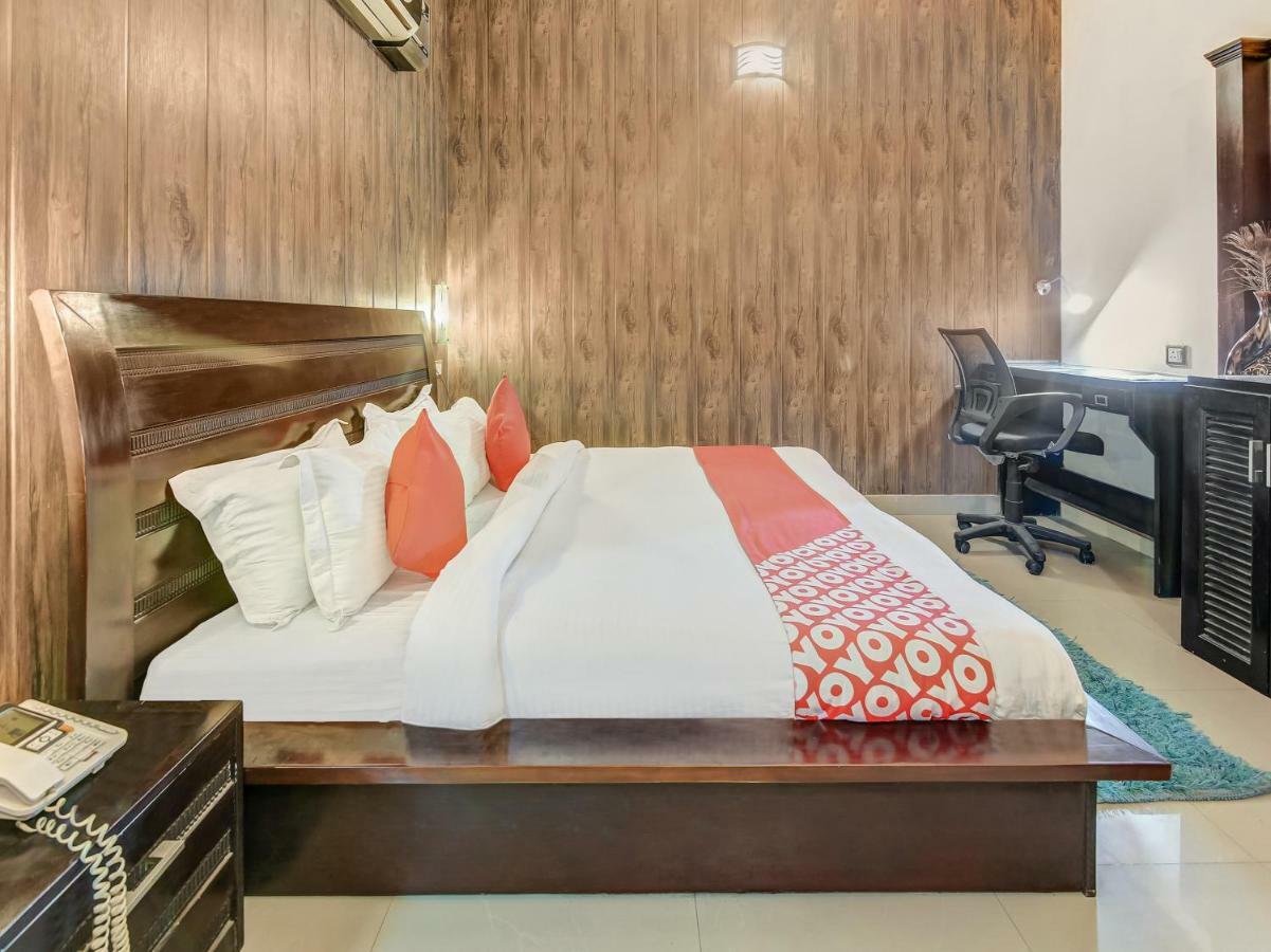 Sirsa Oyo 27999 Hotel Deep מראה חיצוני תמונה