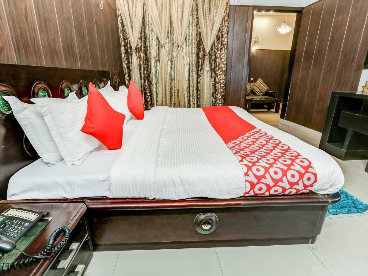 Sirsa Oyo 27999 Hotel Deep מראה חיצוני תמונה