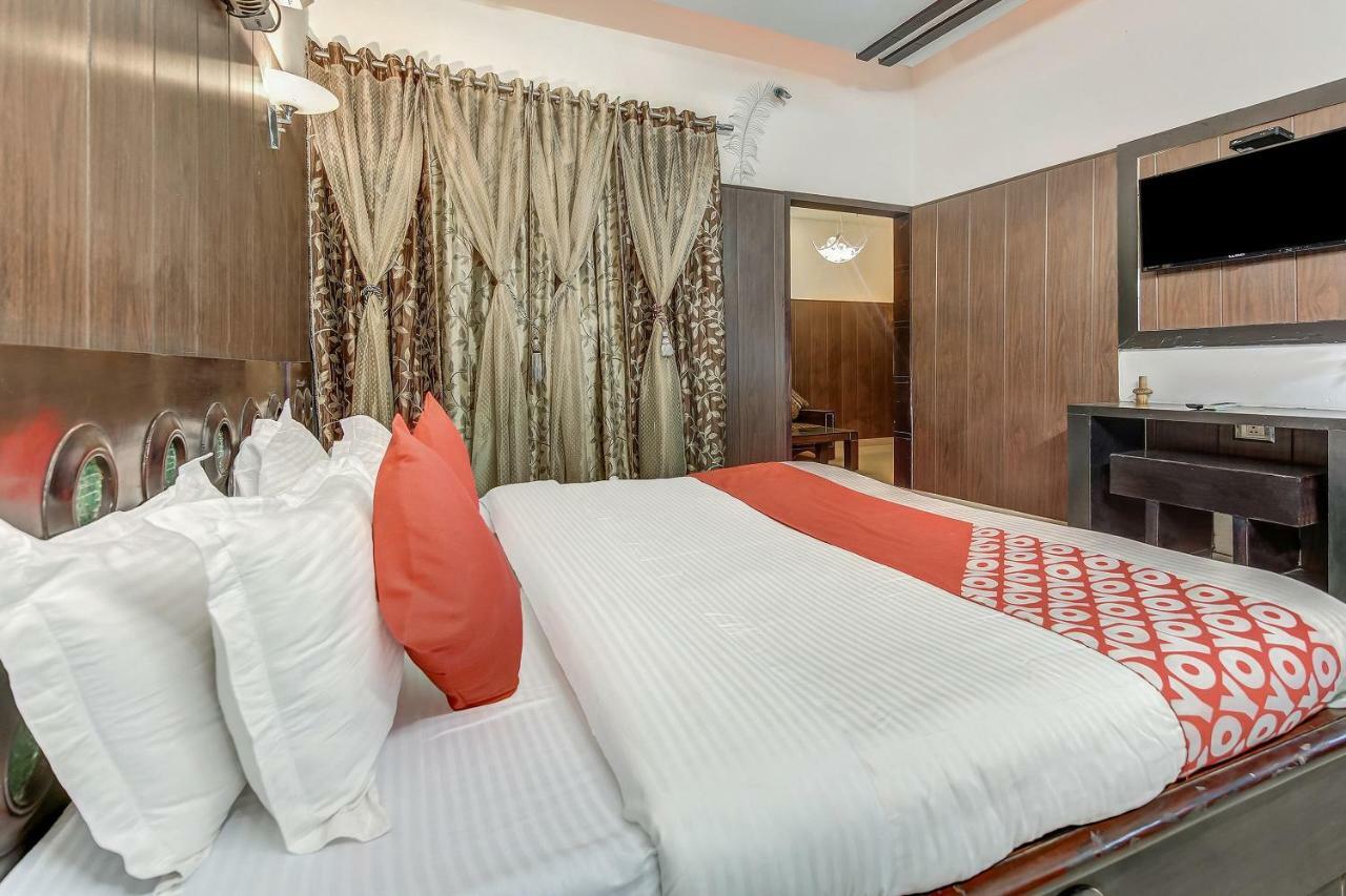 Sirsa Oyo 27999 Hotel Deep מראה חיצוני תמונה